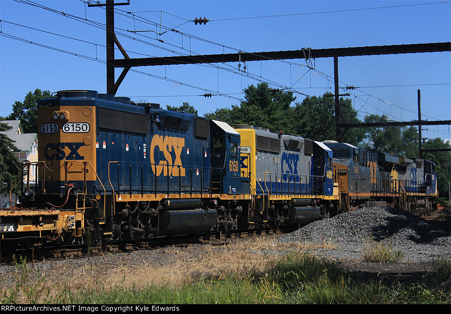 CSX GP40-2 #6150 on Q418-11